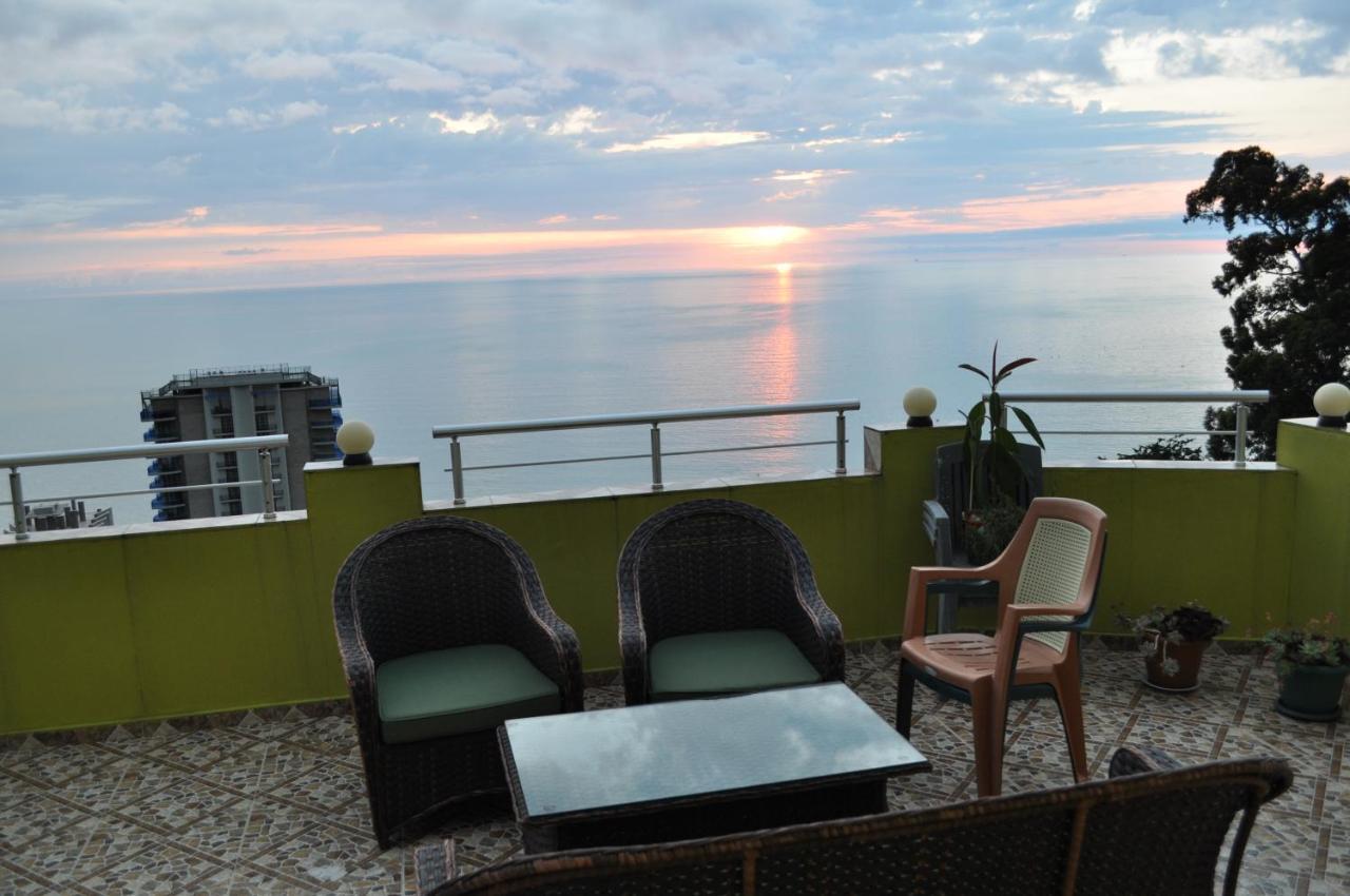 Akhmed Guest House Kvariati Exterior foto