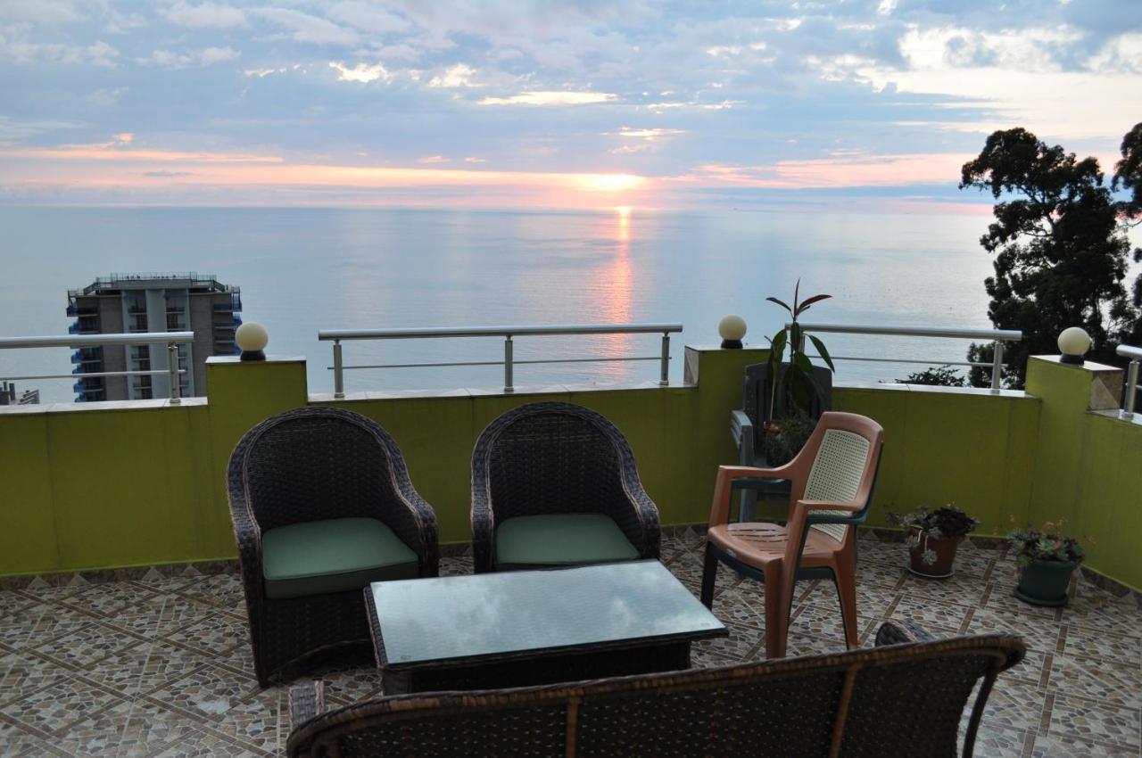 Akhmed Guest House Kvariati Exterior foto